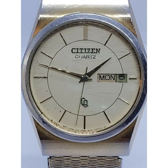 Vintage Citizen Qq Men's Gold 33mm Watch